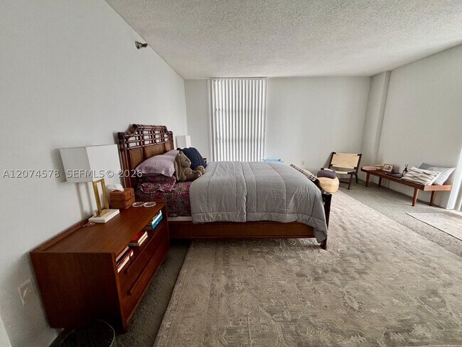 Building Photo - 20505 E Country Club Dr