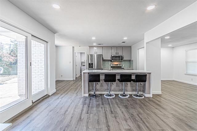 Building Photo - 1805 W Cedar Elm Dr