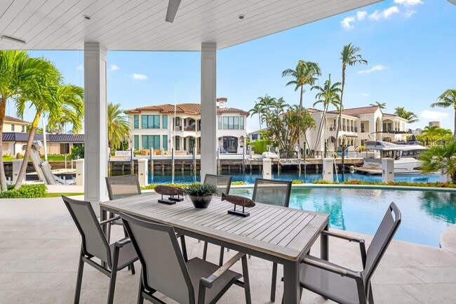 Building Photo - 863 Enfield St