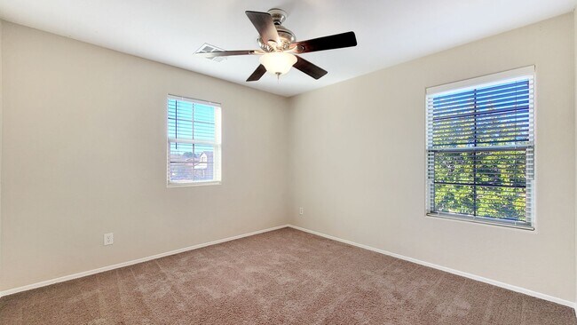 Building Photo - Marley Park 4 bedroom! Excellent community...