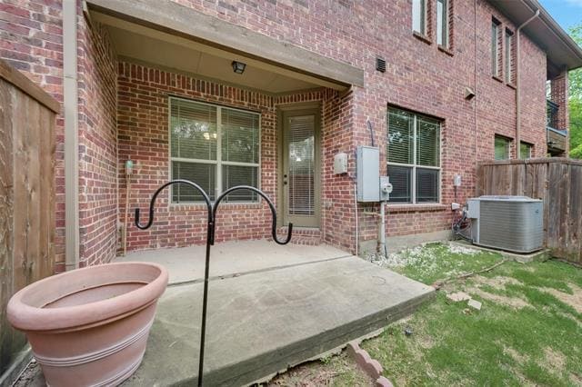 Building Photo - 1003 Brook Hollow Dr