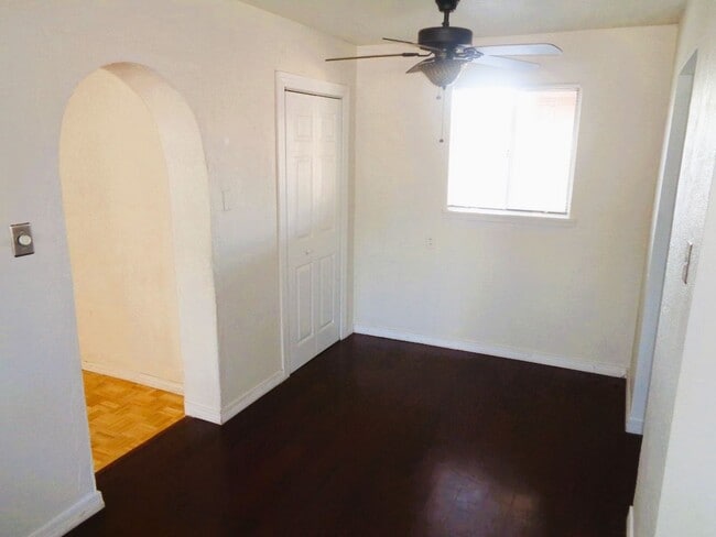 Building Photo - 5120 Antonio Ave