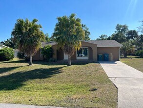 Building Photo - $1,650 ** Annual ** Available 6/15/26 ** Recently Upgraded **3 Bedroom / 2 Bath * Port Charlotte