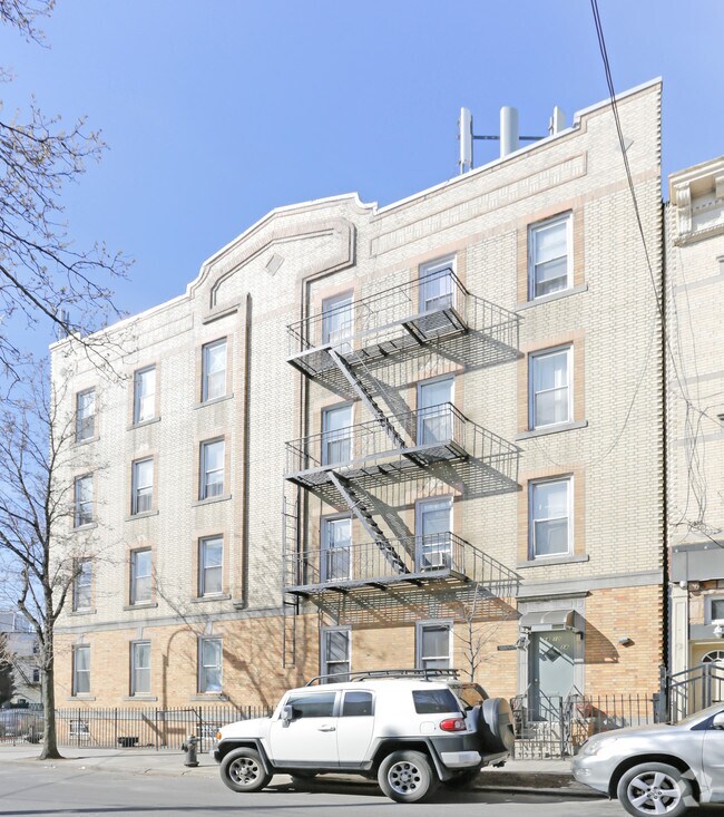 6810 Forest Ave 6810 Forest Ave Ridgewood NY 11385 Apartment Finder