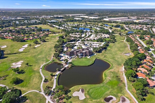 Building Photo - 2711 SW Egret Pond Cir