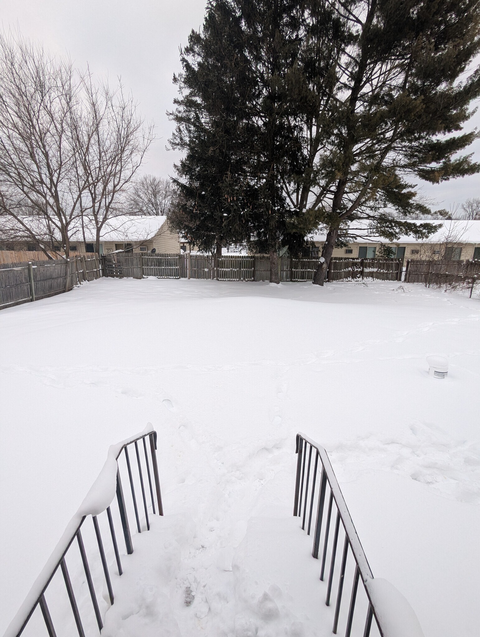 Building Photo - 4527 Hanover Ave