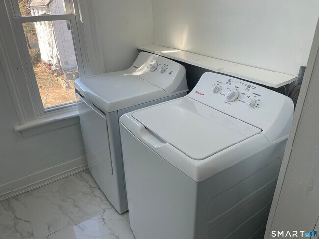 Building Photo - 40 Exchange St