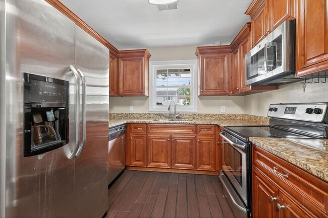 Building Photo - 3544 Good Hope Rd