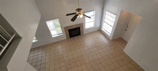 Building Photo - 14413 Tiffer Ln