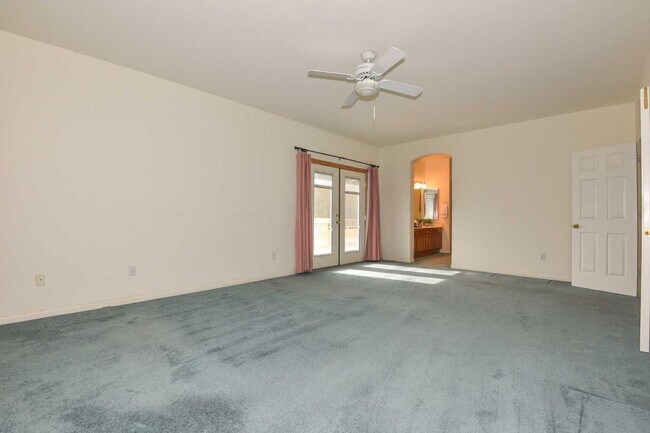 Building Photo - 5413 W Fallen Leaf Ln