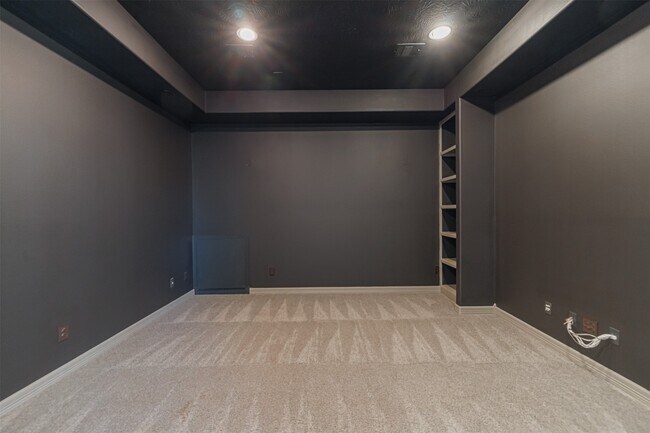 Building Photo - 2822 Ember Pass Ln