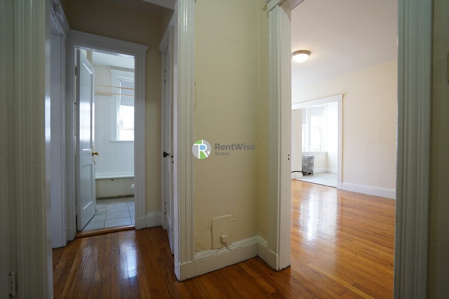 Primary Photo - 131 Washington St
