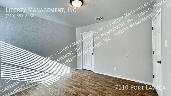 Building Photo - 7110 Port Lavaca