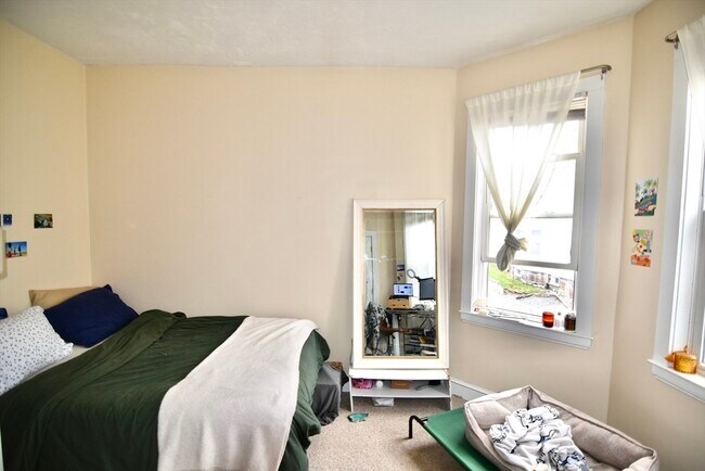 Building Photo - 5 Sea View Terrace