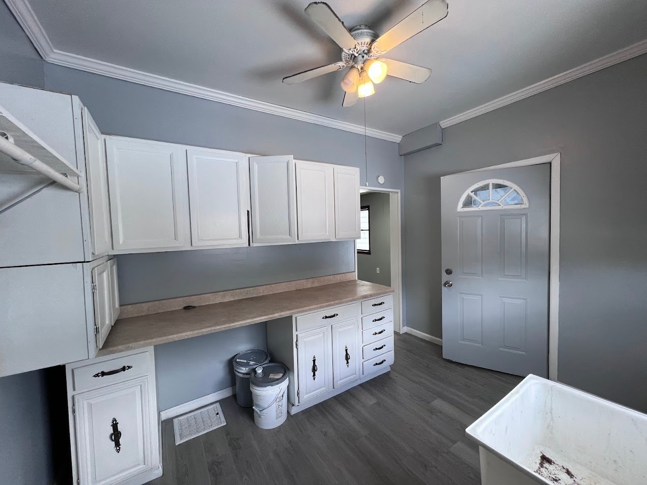 Building Photo - 303 Ohio Ave