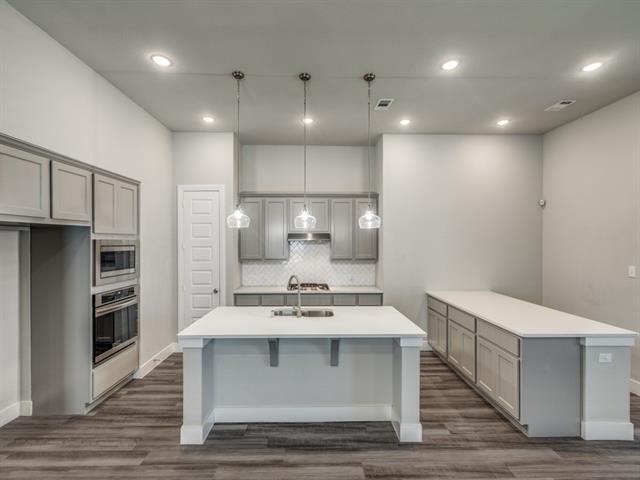 Building Photo - 2113 Terry Ave