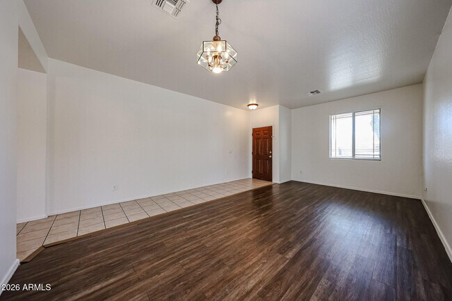 Building Photo - 6307 S 69th Glen