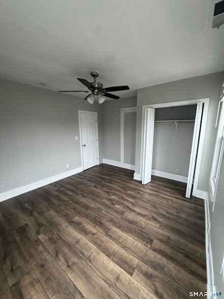 Building Photo - 168 Lloyd St