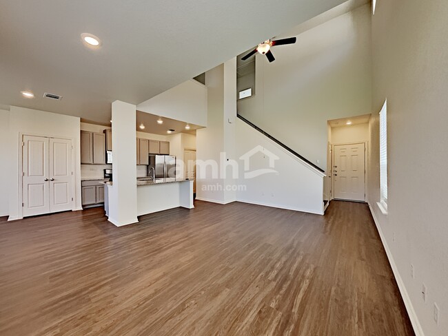 Building Photo - 2726 Meadowood Heights