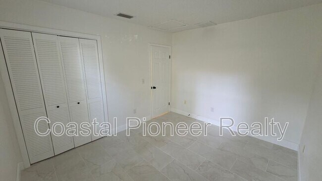 Building Photo - 18306 Crawley Rd