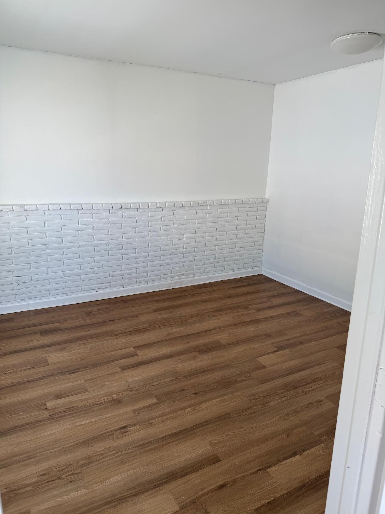 2nd Bedroom - 2730 S Dixie Hwy