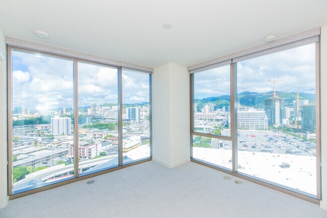 Building Photo - 1388 Kapiolani Blvd