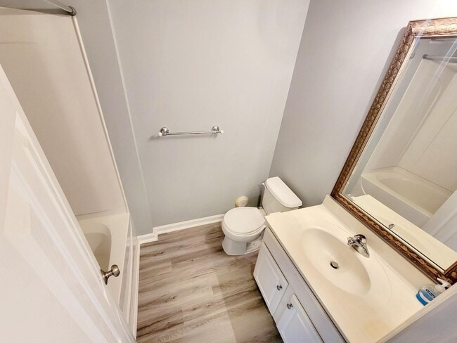 Building Photo - Available August 2025!– 3477 Forest Dale D...