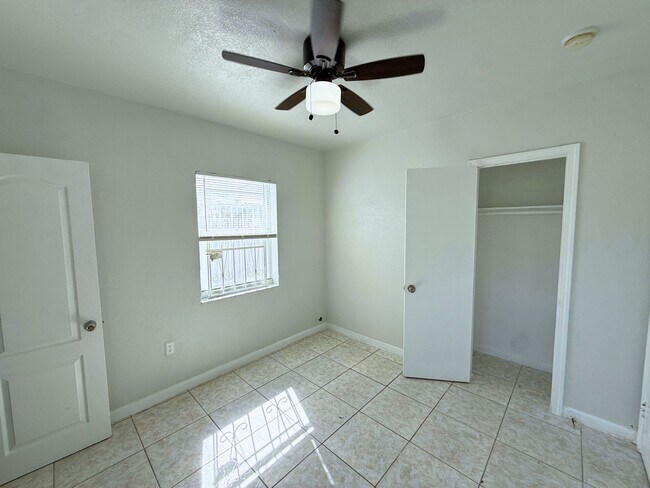 Building Photo - 15331 NW 29th Ave