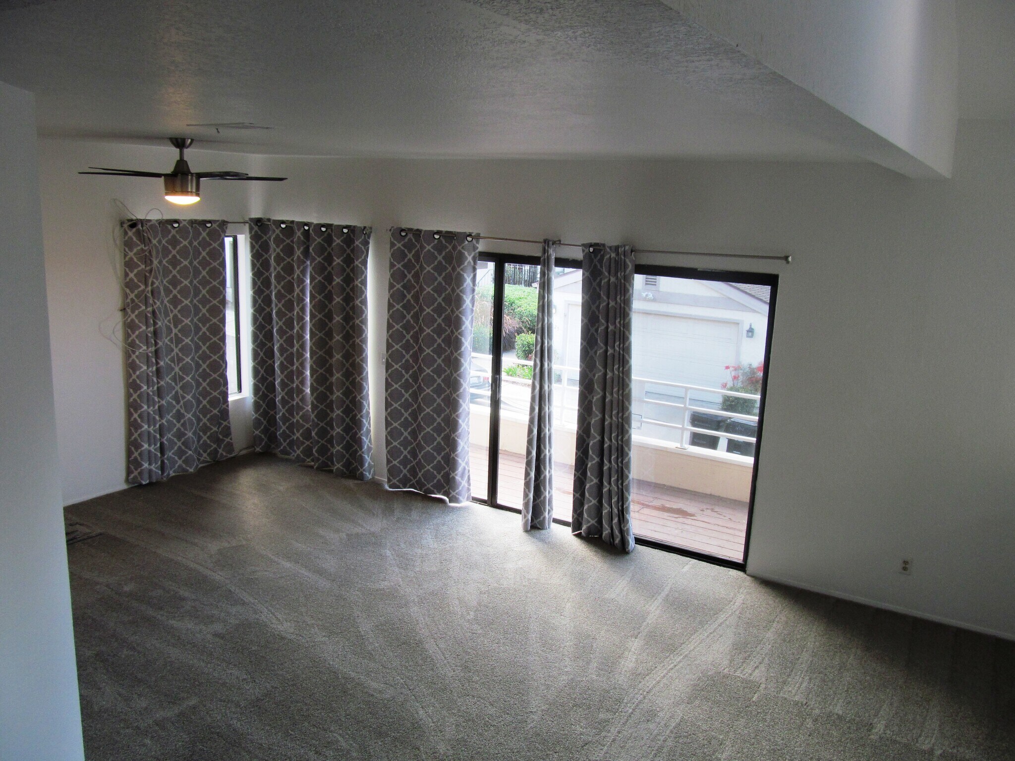 Living room and Dining room - 11422 Madera Rosa Way