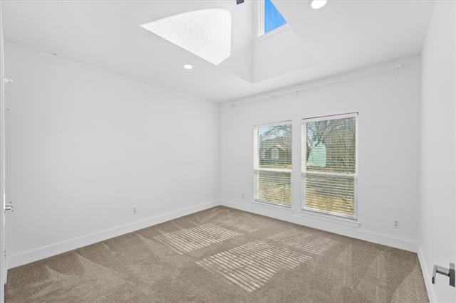 Building Photo - 8405 Greenspoint Dr