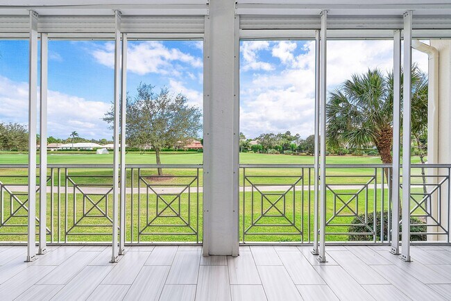 Building Photo - 114 Palm Point Cir