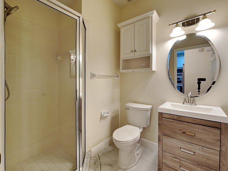 Building Photo - 3315 W De Leon St