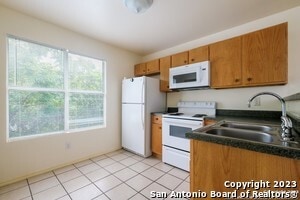 Building Photo - 120 Andrews St