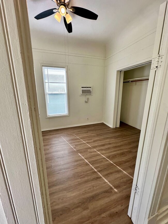 Building Photo - Reserve Now for June 2026! Great House in Downtown Chico