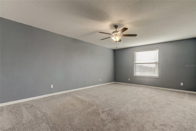 Building Photo - 9648 Sage Creek Dr