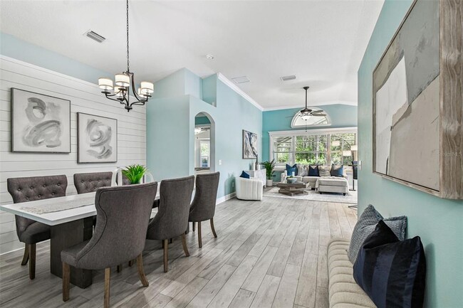 Building Photo - 13401 Fawn Springs Dr