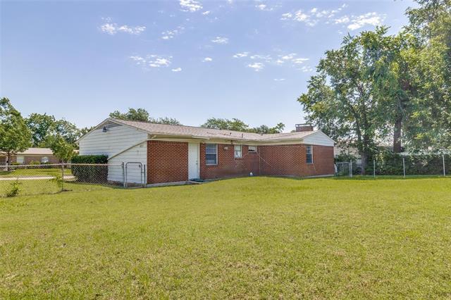 Building Photo - 4833 Harper Dr