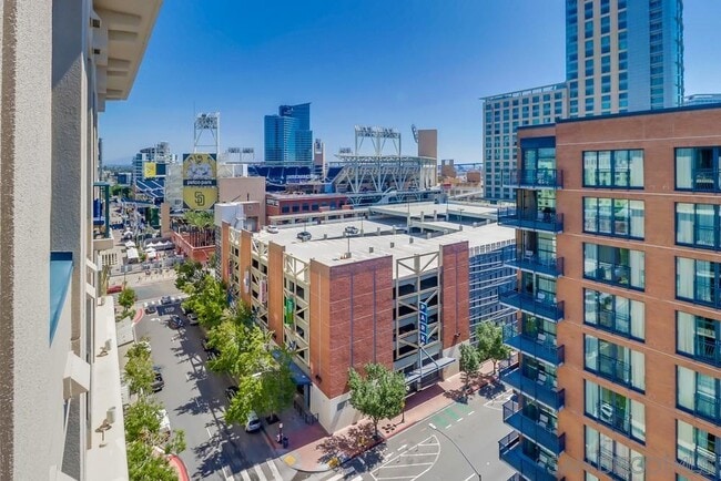 Building Photo - 530 K St