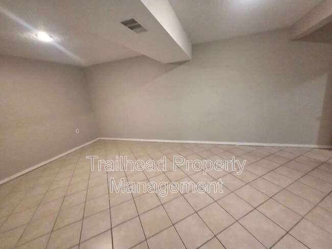 Building Photo - 8014 NW 79th Terrace