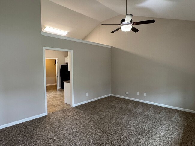 Building Photo - 1503 Gambill Wood Dr