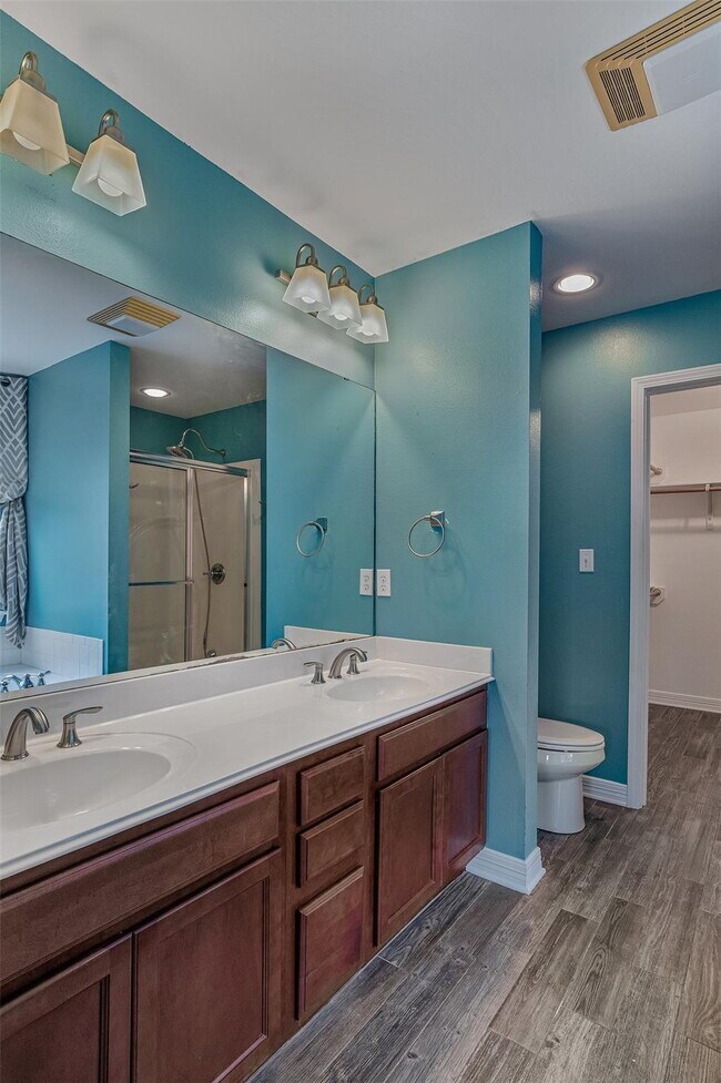Building Photo - 2222 Shumark Trail