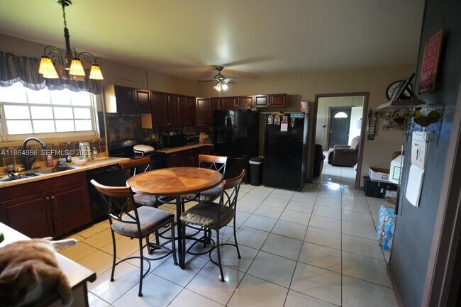 Building Photo - 35000 SW 212th Ave