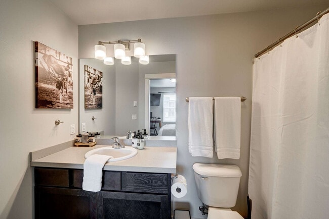 Building Photo - 360 Enterprise Blvd