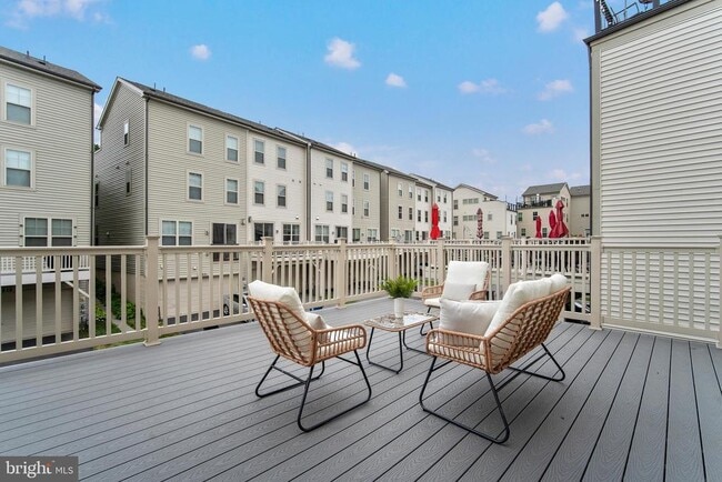 Building Photo - 22601 Merganser St