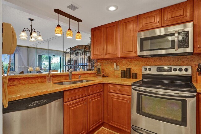 Building Photo - 1201 S Ocean Dr