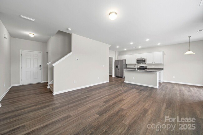 Building Photo - 133 Pumice Dr