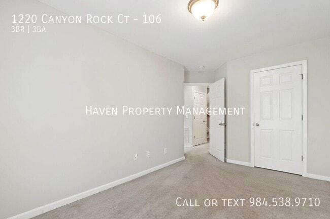 Building Photo - 1220 Canyon Rock Court
