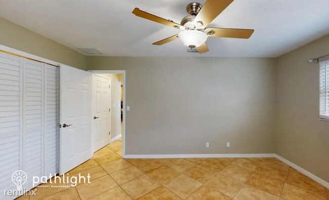 Building Photo - 3 br, 2 bath House - 507 Edmonton Court UNIT