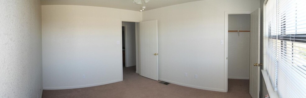 Building Photo - 1106 Lansberry Ct