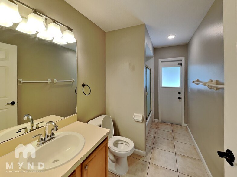 Building Photo - 108 Pine Bark Way